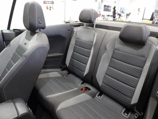 Volkswagen T-Roc 1.5 TSI 150pk 7-DSG R-line / 24