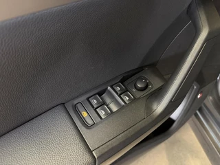Seat Arona 1.0 TSI FR DSG 116PK Virtual Beats Sfeer Camera / 29