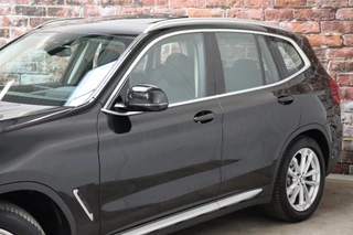 BMW X3 xDrive30i High Executive xLine Automaat  / Panoramadak / Trekhaak / Sportstoelen / Leder / 19 Inch / Driving Assistant Plus / Hifi / LED / Head-Up Display / Achteruitrijcamera / Stoelverwarming / Adaptief Onderstel / Multifunctioneel Instrumentenpaneel / 11