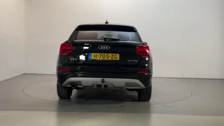 Audi Q2 30 TFSI Epic LED Navigatie Climate Control Parkeersensoren / 10