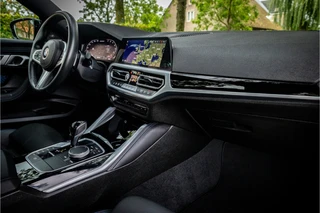 BMW 2 Serie Coupé M240i xDrive High Executive  Milltek Schuifdak Harman Kardon / 14