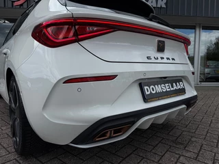CUPRA Leon 1.4 e-Hybrid VZ Business 245PK LED Navi ACC Carplay / 15