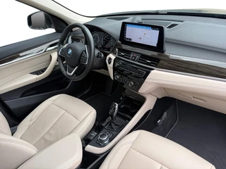 BMW X1 sDrive18i Business Edition Plus | Trekhaak | Leder | Navi | Stoelverwarming | Head-Up Display | Ambient Lighting | NL AUTO | Cruise Control | Climate Control | 12 maanden Bovag garantie | / 15
