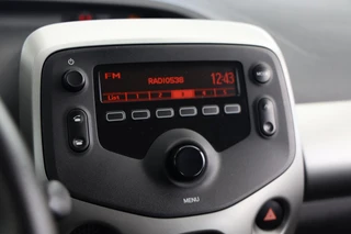 Peugeot 108 1.0 e-VTi Active|Airco|Bluetooth|Elek. Ramen| / 19