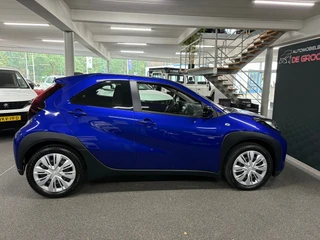 Toyota Aygo X 1.0 VVT-i MT Play/ NL auto/ Eerste eigenaar/ BTW auto/ Achteruitrijcamera / 7