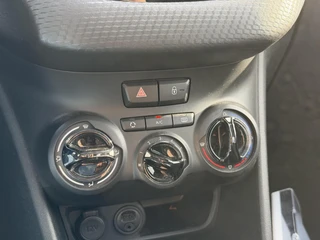 Peugeot 2008 Blue Lion 1.2 PureTech 130PK Navigatie, Parkeersensoren, Trekhaak, Panoramadak, Apple Carplay, Android Auto / 24