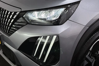 Peugeot 2008 1.2 PureTech 100 Allure Camera Apple CarPlay 17" / 18
