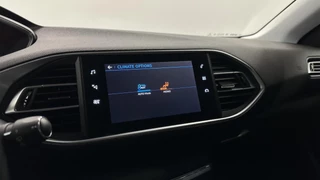 Peugeot 308 SW 1.2 PureTech Blue Lease Allure TREKHAAK CAMERA NAVI CRUISE LM. / 40