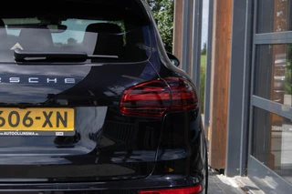 Porsche Cayenne 3.0 S E-Hybrid Platinum Edition Pano|Stoelverwarming|Bose| / 15