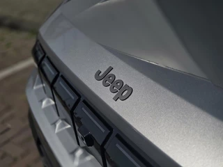 Jeep Compass 1.2 e-Hybrid First Edition | Apple-Android | Schuif-Kanteldak | Massagestoelen / 4