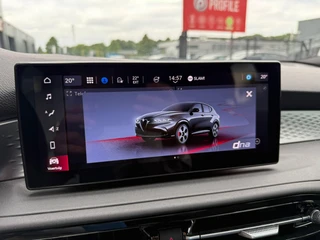 Alfa Romeo Tonale 1.5T Hybrid Sprint *ACC & Navigatie* / 26