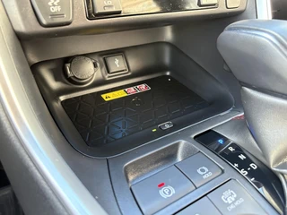 Toyota RAV4 2.5 Plug-in Hybrid AWD Style STUUR & STOELVERWARMING (OOK ACHTER) PDC V+A ELEK. ACHTERKLEP / 19