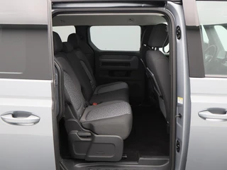 Volkswagen ID. Buzz Pro 86 kWh 286 Pk LWB 7 Persoons | Cruise Control | CarPlay | Climatronic | Navigatie | 19 Inch | 18.855 Km !! / 35