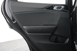 Kia XCeed 1.5 T-GDi GT-Line  - Automaat - Panorama dak - Stoel/Stuur verwarming - Navigatie - Climate Control - Achteruitrijcamera - Elektrische Achterklep - Fabrieksgarantie tot 06-2032 / 41