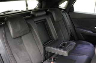 DS 7 Crossback 1.2 PureTech Performance Line 130 PK | Handgeschakeld | Alcantara bekleding | Camera | Parkeersensor | Navigatie | Cruise Control | Licht metalen velgen | 1e eigenaar / 15