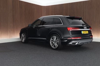 Audi Q7 55 TFSIe 381pk quattro Pro Line S Leder Memory Sluithulp B&O Panoramadak Camera Stoel + Stuurverwarming Luchtvering Navigatie 2x S-Line / 9