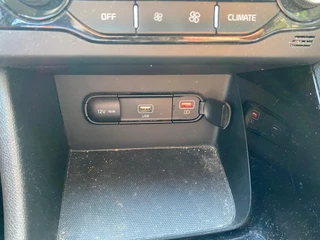 Kia Niro 1.6 GDi Hybrid ExecutiveLine  Half leer/Airco-Ecc/Navi/Alu wielen/Led verl/ nieuw model / 25