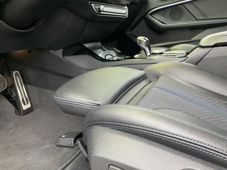BMW 2 Serie Gran Coupé 218i M Sport Edition Pano.dak HUD Stoelverw. Carplay Alpinweiß DAB LED / 48