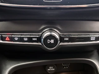 Volvo XC40 1.5 T4 Recharge Inscription Expression | Apple/Carplay | Elek. Kofferklep | Cruise/Control | Climate/Control | / 32