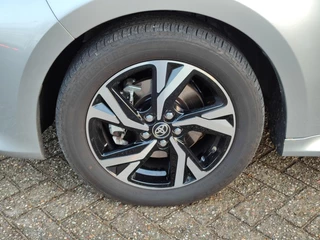Toyota Yaris Hybrid 115 DYNAMIC STOEL/STUURVERW PARK-SENSOREN BLIND SPOT CAMERA KEYLESS 16'' LM-VELGEN CAMERA NAVI CLIMA AD-CRUISE APPLE/ANDROID / 31