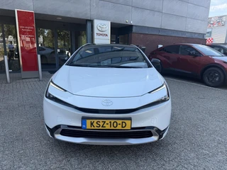 Toyota Prius 2.0 Plug-in Executive Skyview APPLE/ANDORID PANO AD-CRUISE STOELVERWARMING CLIMA NAVI PARK-SENSOREN / 27