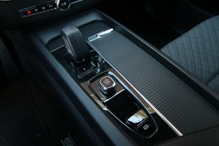 Volvo XC60 B4 Mild-Hybrid / 14