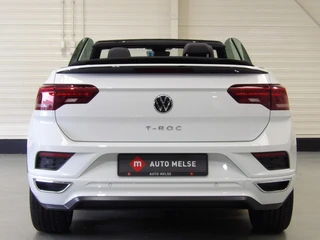 Volkswagen T-Roc 1.5 TSI 150pk 7-DSG R-line / 17