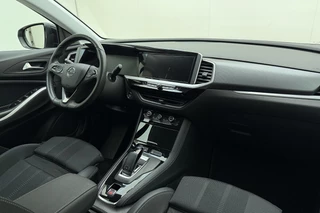 Opel Grandland 1.2 Turbo Level 3 | Adaptive Cruise Control | Stoelverwarming | Verwarmd stuurwiel | Navigatie | Camera | Elektrische kofferklep | Full LED | Keyless Entry & Start | 1e Eigenaar / 15