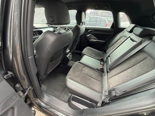 Audi Q3 35 TFSI S Line / Virtual / ACC / Led Matrix / Trekhaak . / 34