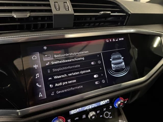 Audi Q3 Sportback 35 TFSI S-line Pano Virtual Black Optic / 42