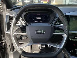 Audi Q4 Sportback e-tron 45 S Edition 82 kWh | SOH 99% | Panoramadak / 25