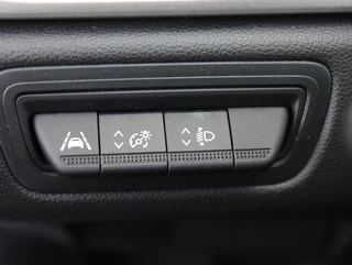 Renault Captur 1.0 TCe 90 Zen | Trekhaak | Apple Carplay | All-seasonbanden / 20