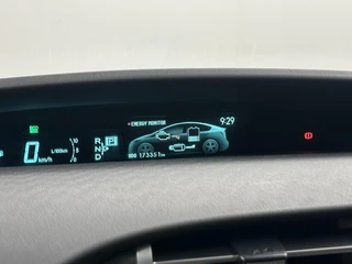 Toyota Prius 1.8 Plug-in Dynamic Business CAMERA NAVI ECC CRUISE TREKHAAK. / 31