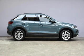 Volkswagen T-Roc 1.5 TSI 150pk 7-DSG Life Business / 5