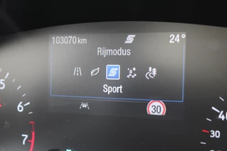 Ford Focus Wagon 1.0 EcoBoost Active Business | Trekhaak | Cruise Control | Winter Pack / 35