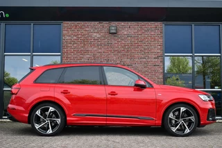 Audi Q7 55 TFSI e quattro S-Line  Rijklaar! Pano 22inch Contourzetels Luchtv / 44