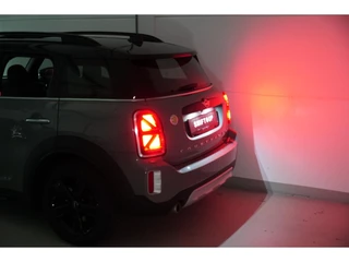 MINI Countryman 1.5 Cooper S E ALL4 Panoramadak | Harman Kardon | Head Up | ACC / 39