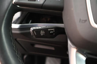Audi Q3 45 TFSI e 245pk S-Tronic Pro Line Trekhaak Sportstoelen Stoelverwarming ACC Virtual Cockpit Navigatie / 17