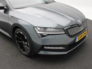 Škoda Superb 1.4 TSi 218 Pk iV Sportline Business | Panoramadak | Adaptive Cruise | Stuur/Stoel Verwarming | CarPlay | 19 Inch | 89.796 Km !! / 15