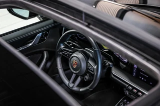 Porsche 911 3.8 Turbo S|PCCB|Matrix|Chrono|Schuifdak|Carbon / 31