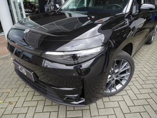 Leapmotor C10 Design REEV 28.4 kWh | Nieuwe auto | Gecombineerde actieradius WLTP 974km | 1500 kg Trekgewicht | Diverse kleuren leverbaar | Full options | Stuurverwarming | Stoelverwarming en koeling | Elektrisch verstelbare voorstoelen | Navigatie | Keyless entry & start | 20 inch lichtmetalen velgen | Led verlichting / 43