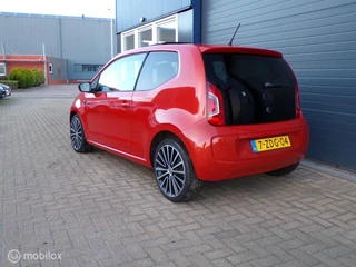 Volkswagen Up! 1.0 groove up! cruise , Pano, / 7