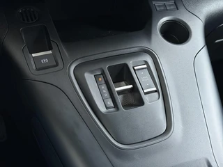 Peugeot e-Rifter EV Allure Pack 50 kWh SOH 100%!| APPLE CARPLAY + ANDROID AUTO| STANDKACHEL|  DUBBELE SCHUIFDEUREN| RIJKLAARPRIJS INCL. 12 MND BOVAG GARANTIE / 37