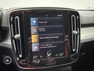 Volvo XC40 1.5 T4 Recharge R-Design Expression | Trekhaak | Leer | Stoel/Stuurverwarming | Camera / 16