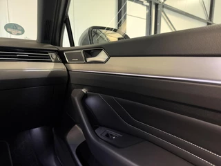 Volkswagen Passat 1.5 TSI R-Line Business + Pano Virtual H&K / 21
