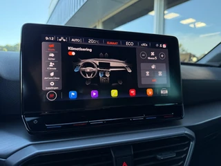 SEAT Leon 1.4 TSI eHybrid PHEV FR 204PK Trekhaak Camera Carplay ACC / 47