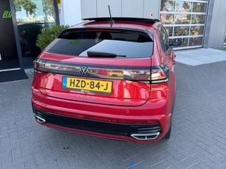 Volkswagen Taigo 1.5 TSI R-Line * Panoramadak * Virtual Cockpit * Led * 18 Inch / 21