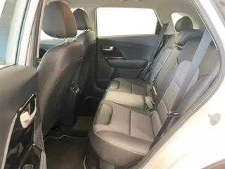 Kia Niro 1.6 GDi Hybrid DynamicLine | Climate Control | Cruise Control | Camera | Navigatie | Bluetooth | / 19