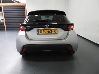 Toyota Yaris 1.5 Hybrid 115 Active NAVI-APP/CAMERA/CLIMA/BLEUTOOTH! / 29
