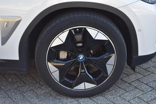 BMW iX3 High Executive 80 kWh | Pano | Head UP | H&K | 360 Camera | / 8
